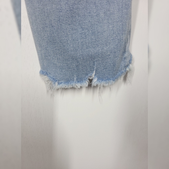Eunina Distressed Cropped Ally Jeans 9 - Picture 7 of 8